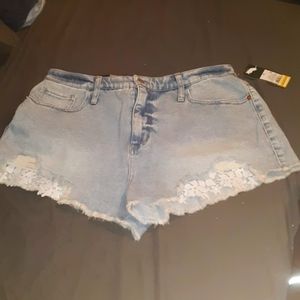 Womens High Rise Shorts W/Lace Trim